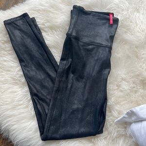 SPANX FAUX LEATHER LEGGING